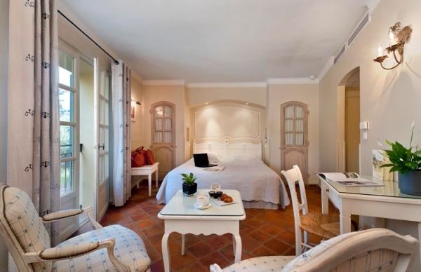 Une nuitée pour 2 personnes en Chambre Classique